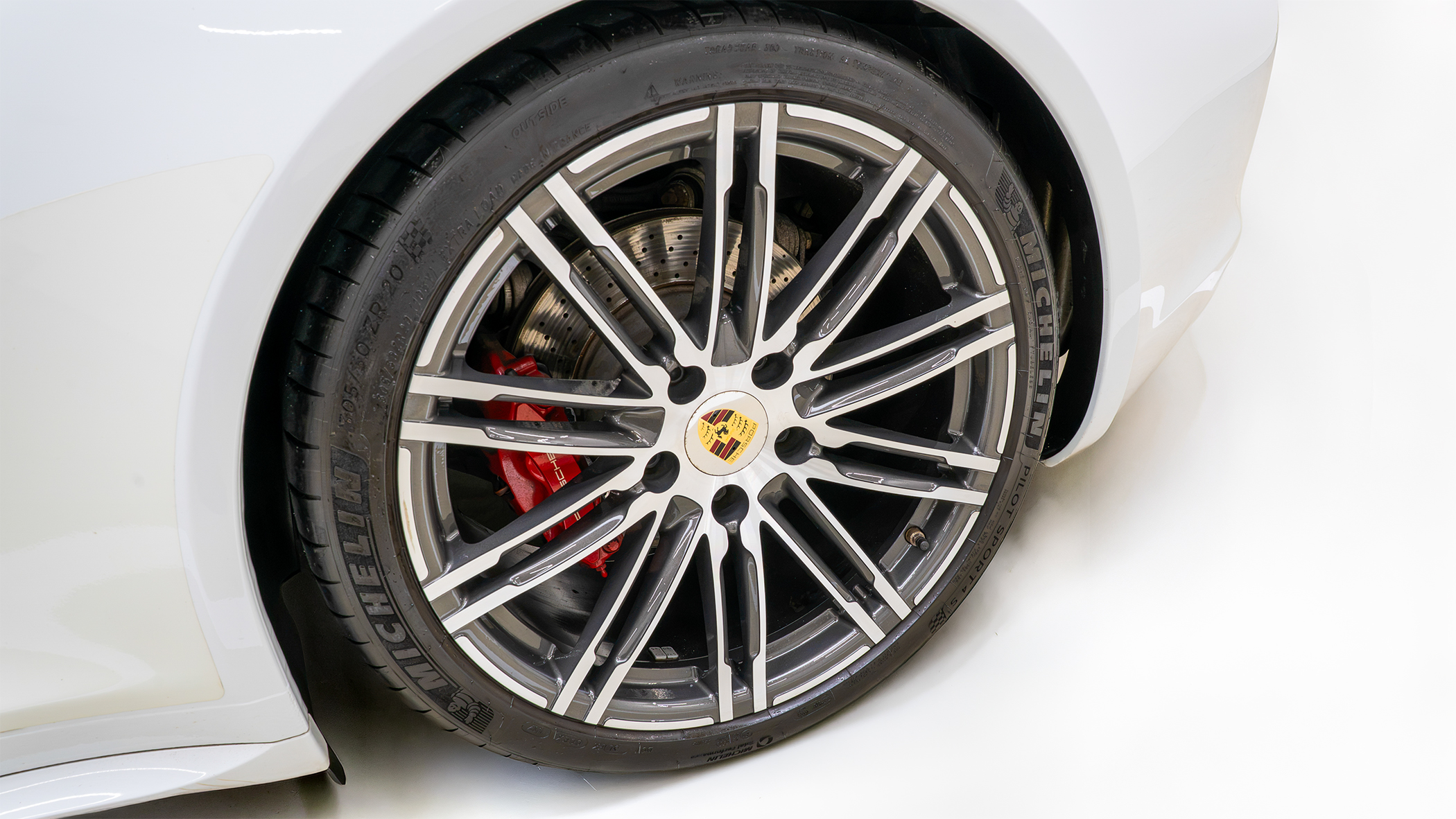 20인치 911 Turbo Design 휠