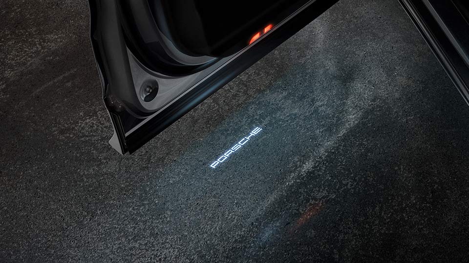 'PORSCHE' 로고 LED 도어 커티지 라이트