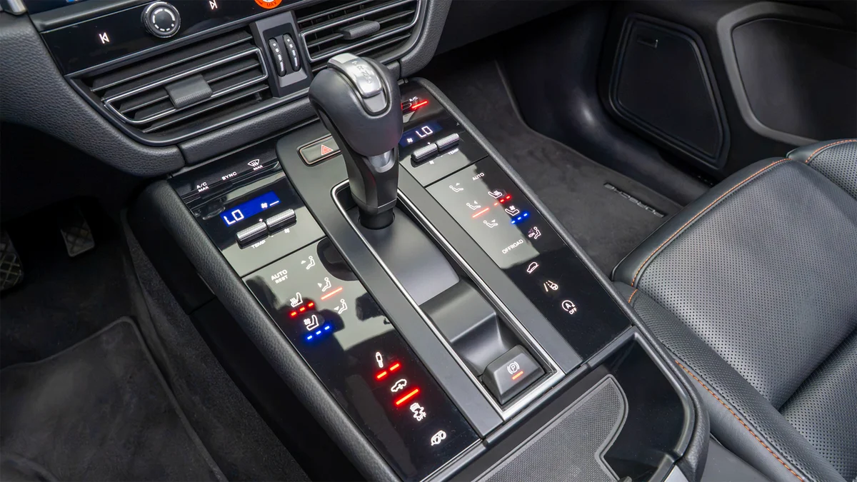 2023 마칸 GTS 썸네일 38