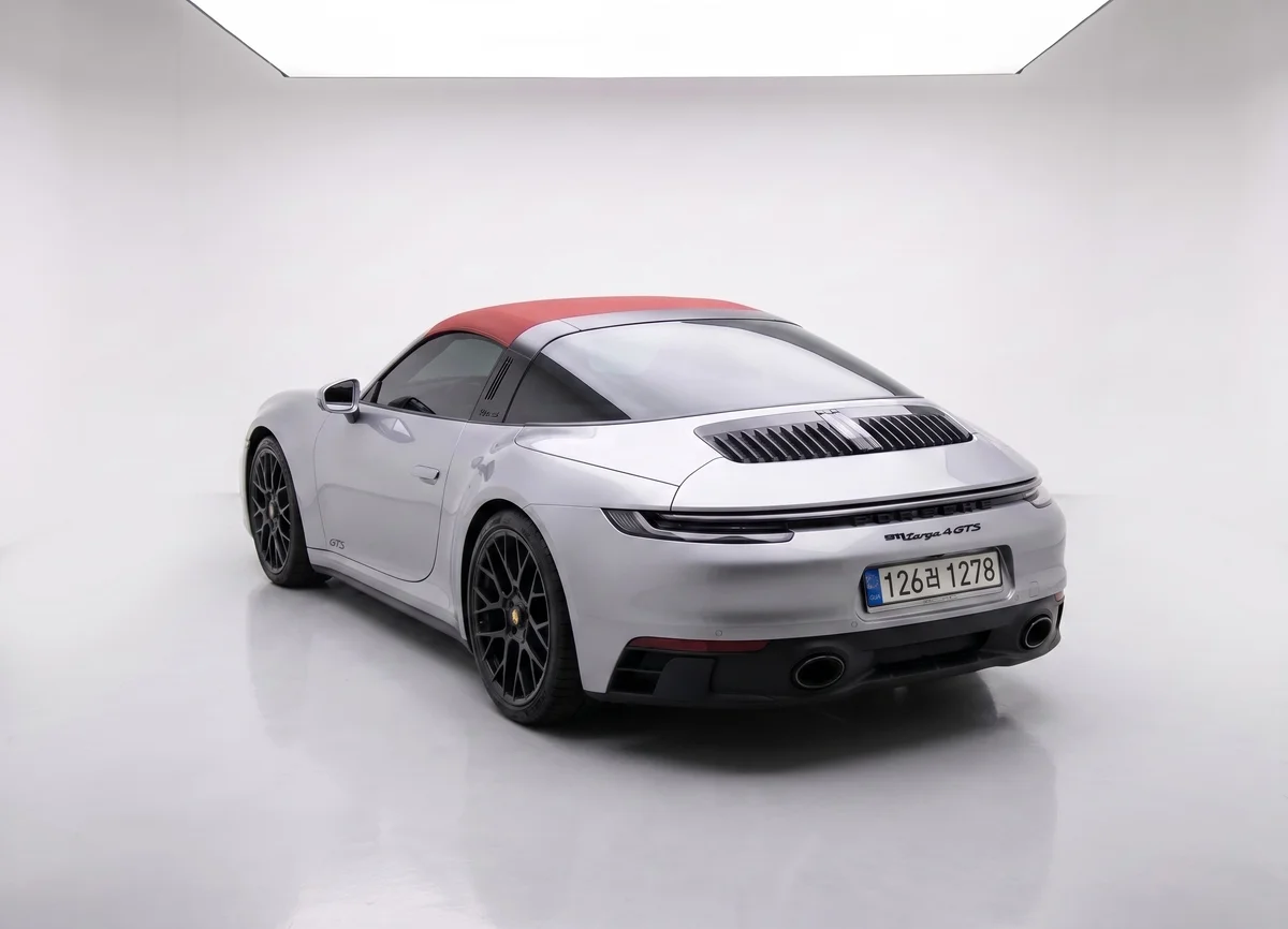 2023 911 타르가 4 GTS 썸네일 21