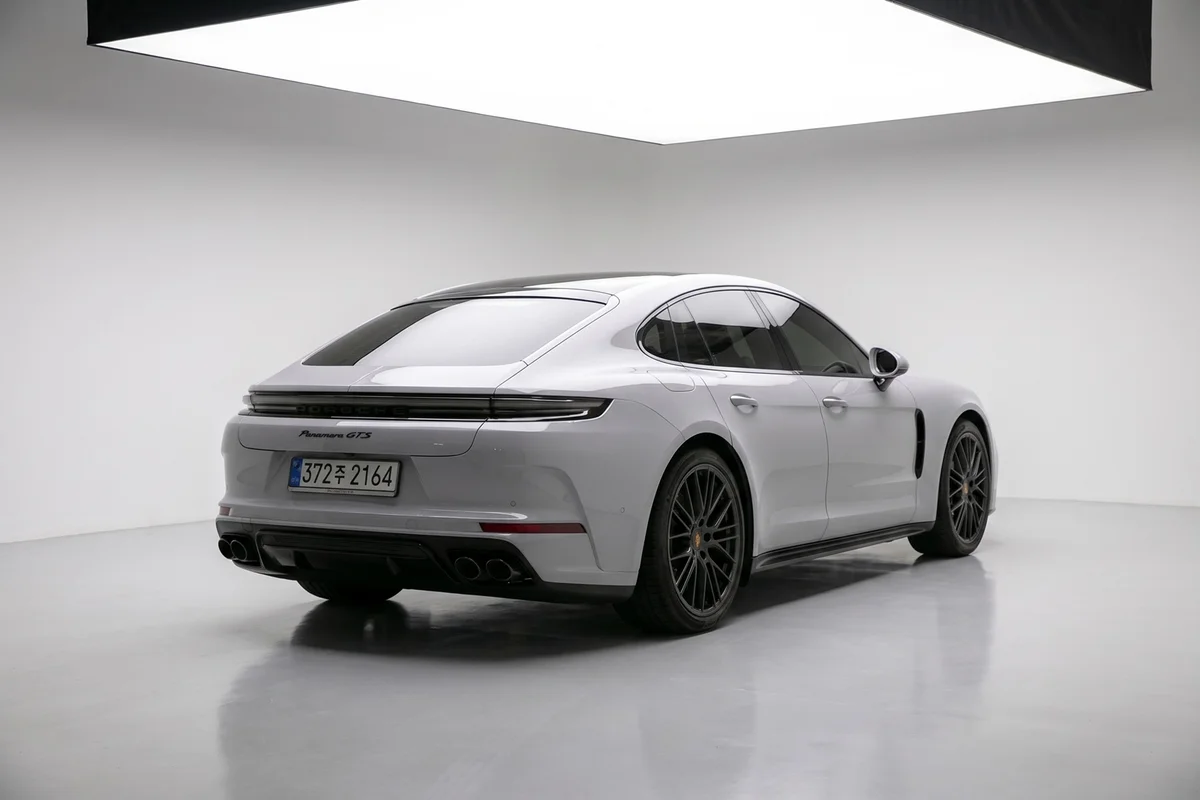 2025 파나메라 GTS 썸네일 6