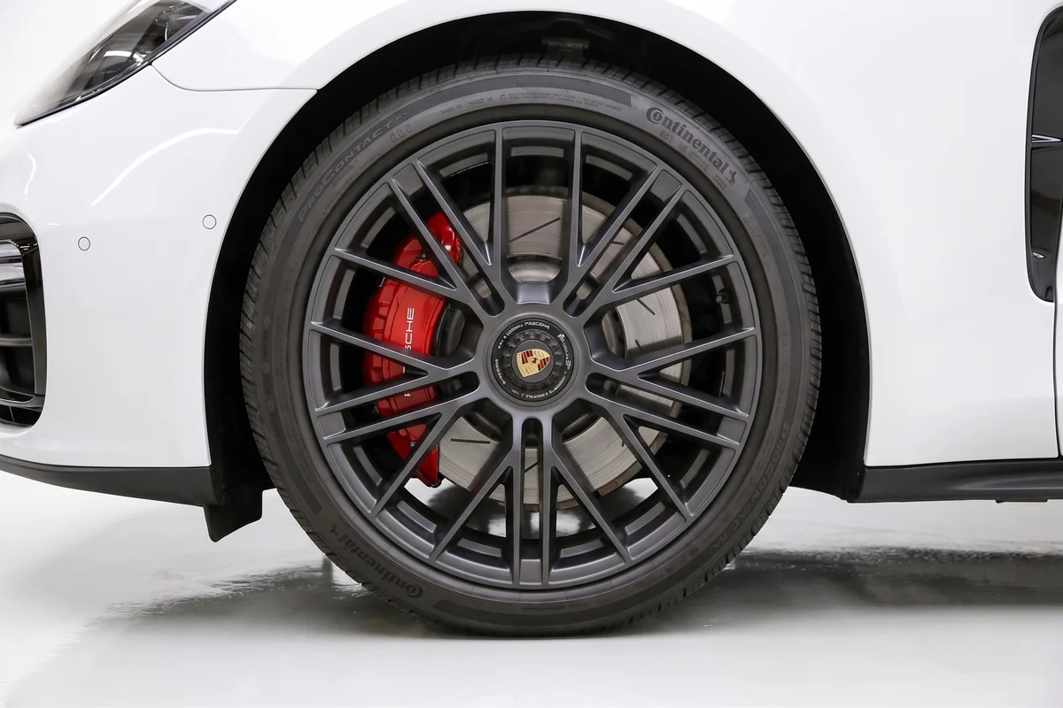 2025 파나메라 GTS 썸네일 11