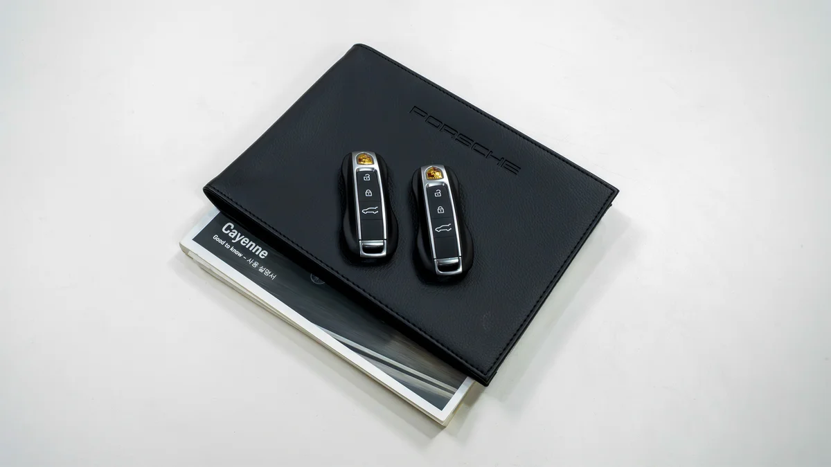 2022 카이엔 썸네일 40