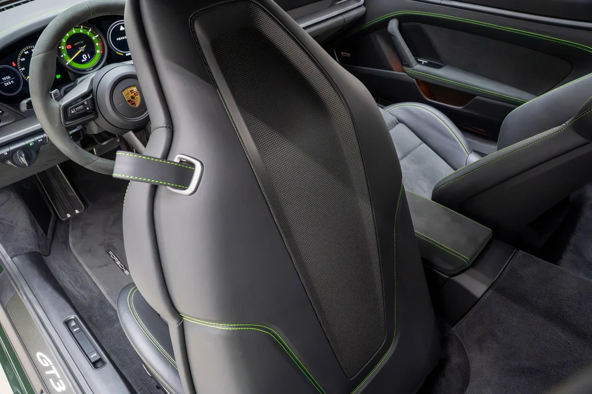 2022 911 GT3 썸네일 33