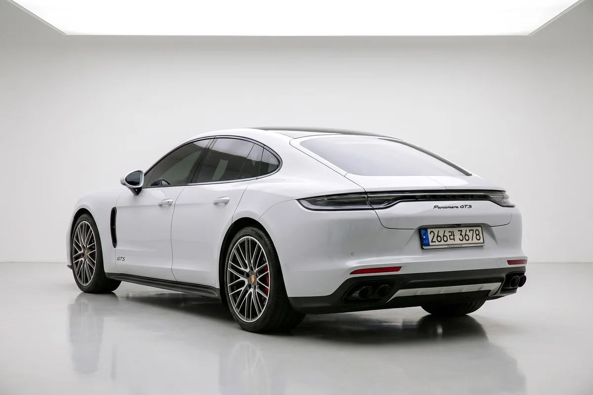 2022 파나메라 GTS 썸네일 4