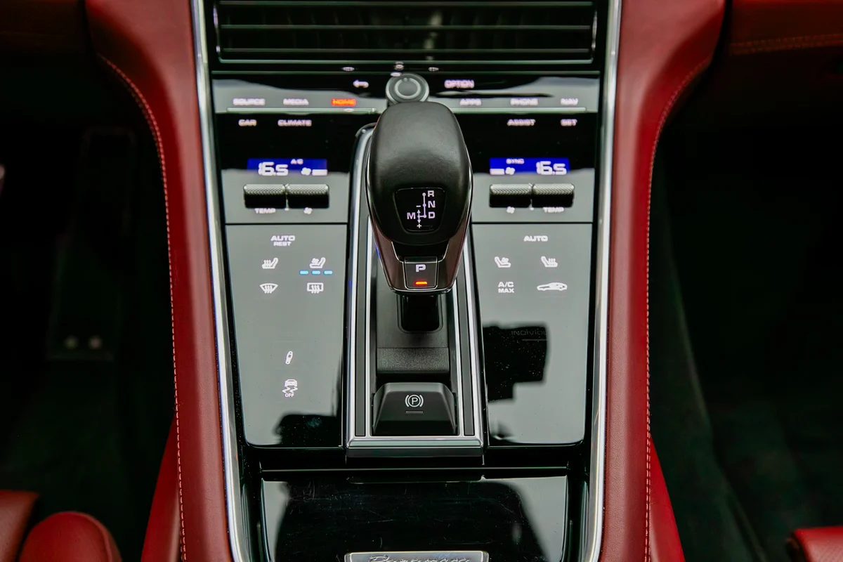 2022 파나메라 GTS 썸네일 19