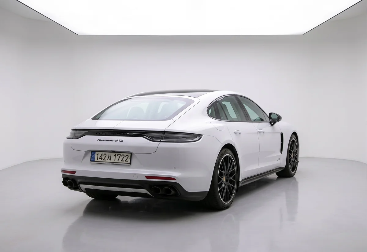 2022 파나메라 GTS 썸네일 6