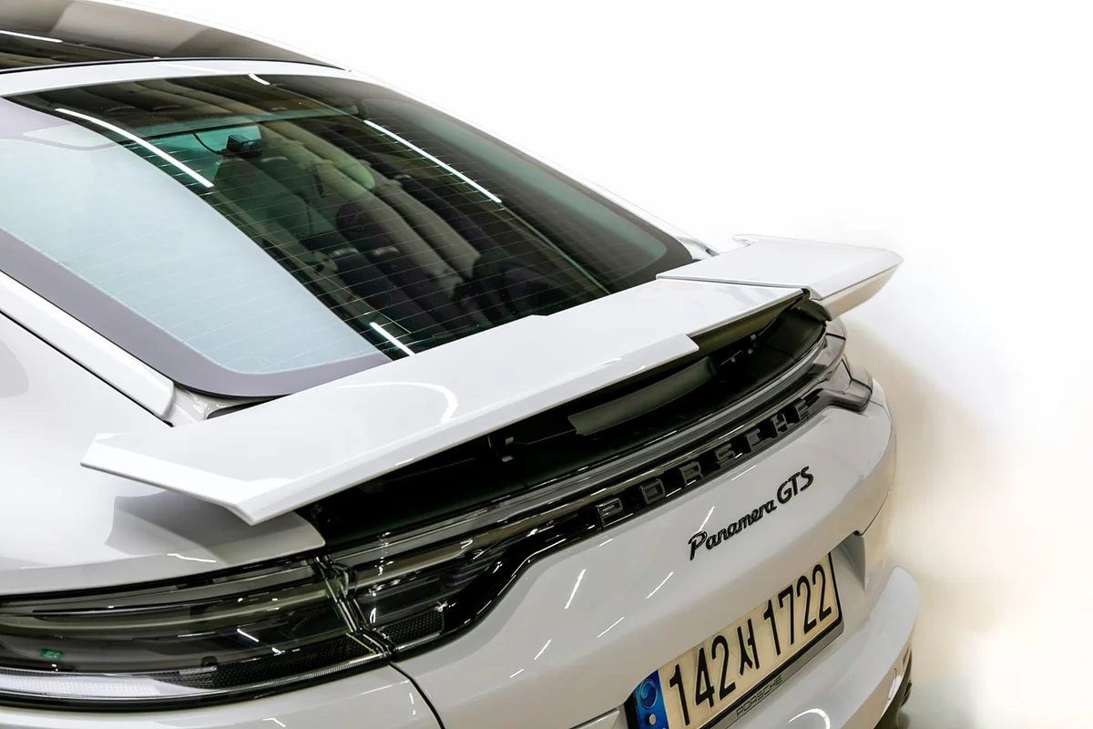 2022 파나메라 GTS 썸네일 10