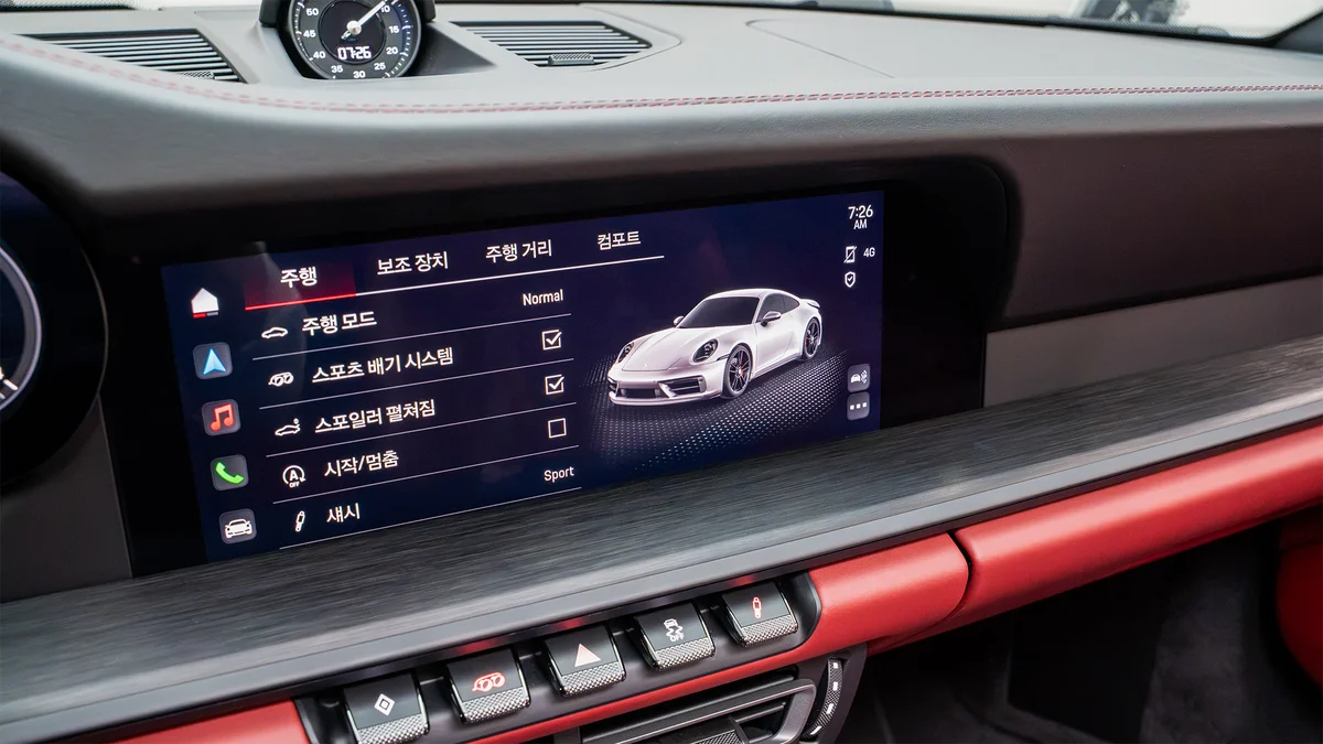 2022 911 카레라 4 GTS 썸네일 46